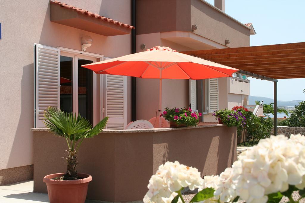 The Golden Island Apartments Krk Town Exterior photo